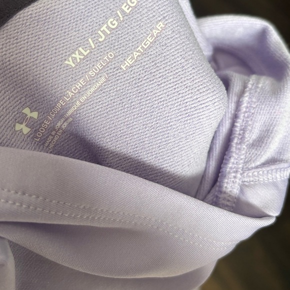 Lilac Under Armour Hoodie pullover sweater size Youth XL Heat Gear loose fit - Picture 3 of 3